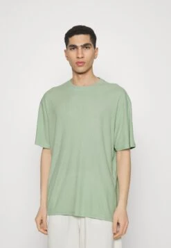 Kleding Verkoop -Kleding Verkoop 06ee72692e884c9b82b0ccfa0c78a62f