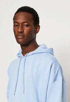 YOURTURN Super Oversized Unisex - Hoodie - Light Blue -Kleding Verkoop 087dd08089a646f0aade96dbf6794bac