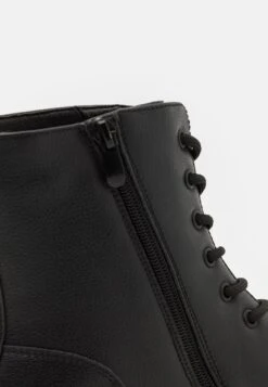 YOURTURN Veterboots - Black -Kleding Verkoop 0db849e6441941bba0625771352e5e65