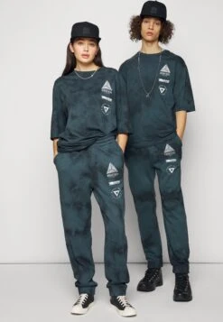 YOURTURN Wincent Weiss Unisex - Trainingsbroek - Black -Kleding Verkoop 18525c926f3142e6bc6aa97540204c15