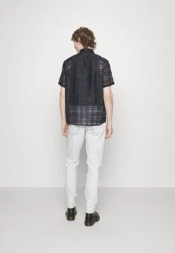 YOURTURN Mesh Shirt - Overhemd - Black -Kleding Verkoop 1c58a84f03924ff8a6822e8adaee1e56