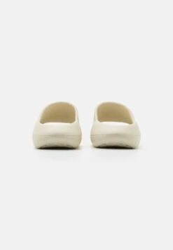 YOURTURN Badslippers - Off-White -Kleding Verkoop 2ecc99241feb4ab890b0e6c2a9ce2e02
