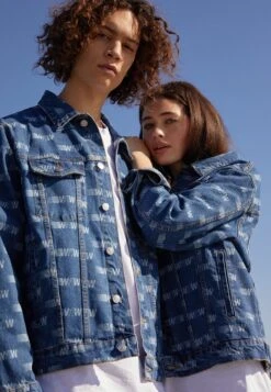 YOURTURN Wincent Weiss Unisex - Spijkerjas - Blue Denim -Kleding Verkoop 2faddb5b7cd94ab289accdf12a466db0