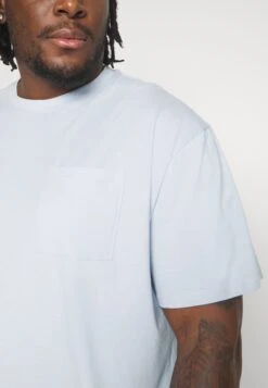 YOURTURN Unisex 2 Pack- T-Shirt Basic - Light Blue/Dark Blue -Kleding Verkoop 38112a41675c40fe9ecd8e37b289cea3