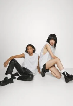 YOURTURN Unisex 2 Pack - Top - White, Black -Kleding Verkoop 454f5b6a03a549969563e4cd64163461