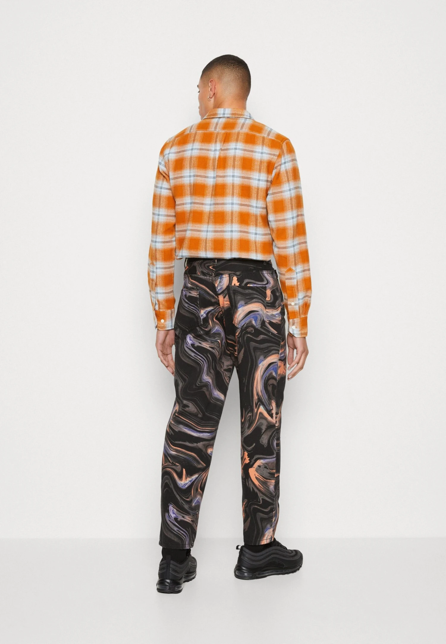 YOURTURN Phluid Unisex - Relaxed Fit Jeans - Black Denim 5 YOURTURN Phluid Unisex - Relaxed Fit Jeans - Black Denim - Afbeelding 3