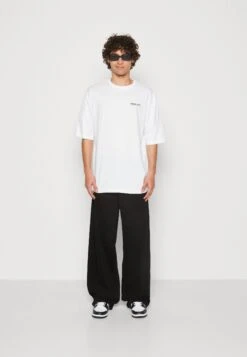 YOURTURN T-Shirt Print - White 9 YOURTURN T-Shirt Print - White -Kleding Verkoop 5fb4f9e5064945698f69e5a41639f82f