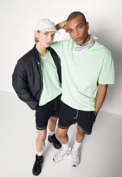 YOURTURN Unisex - T-Shirt Print - Light Green -Kleding Verkoop 60ce607b690f44bbaf2b1a55780c0142