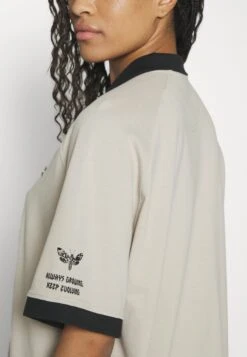 YOURTURN Multi Placement Polo - Poloshirt - Tan -Kleding Verkoop 64bc182ade6a47d5a575cc07abbd7029