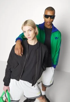 YOURTURN 3Pack Unisex - T-Shirt Basic - White/Mint/Black 15 YOURTURN 3Pack Unisex - T-Shirt Basic - White/Mint/Black -Kleding Verkoop 653bc11f8bea43f9b6b61d016c1de7b7