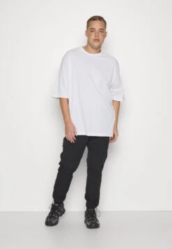 YOURTURN Unisex 3 Pack- T-Shirt Basic - White/Lilac/Black -Kleding Verkoop 7d9c4d03c4054ce098a931d778e37683