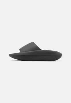 YOURTURN Badslippers - Black