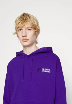 YOURTURN Kindness Hoodie - Sweater - Purple -Kleding Verkoop 95311e2e1d884aa6b5a6ff7149574500