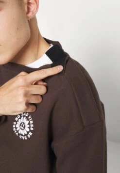 YOURTURN Unisex - Sweater - Dark Brown -Kleding Verkoop 964f2731ca4a4cb3a55e0f8968af0e62