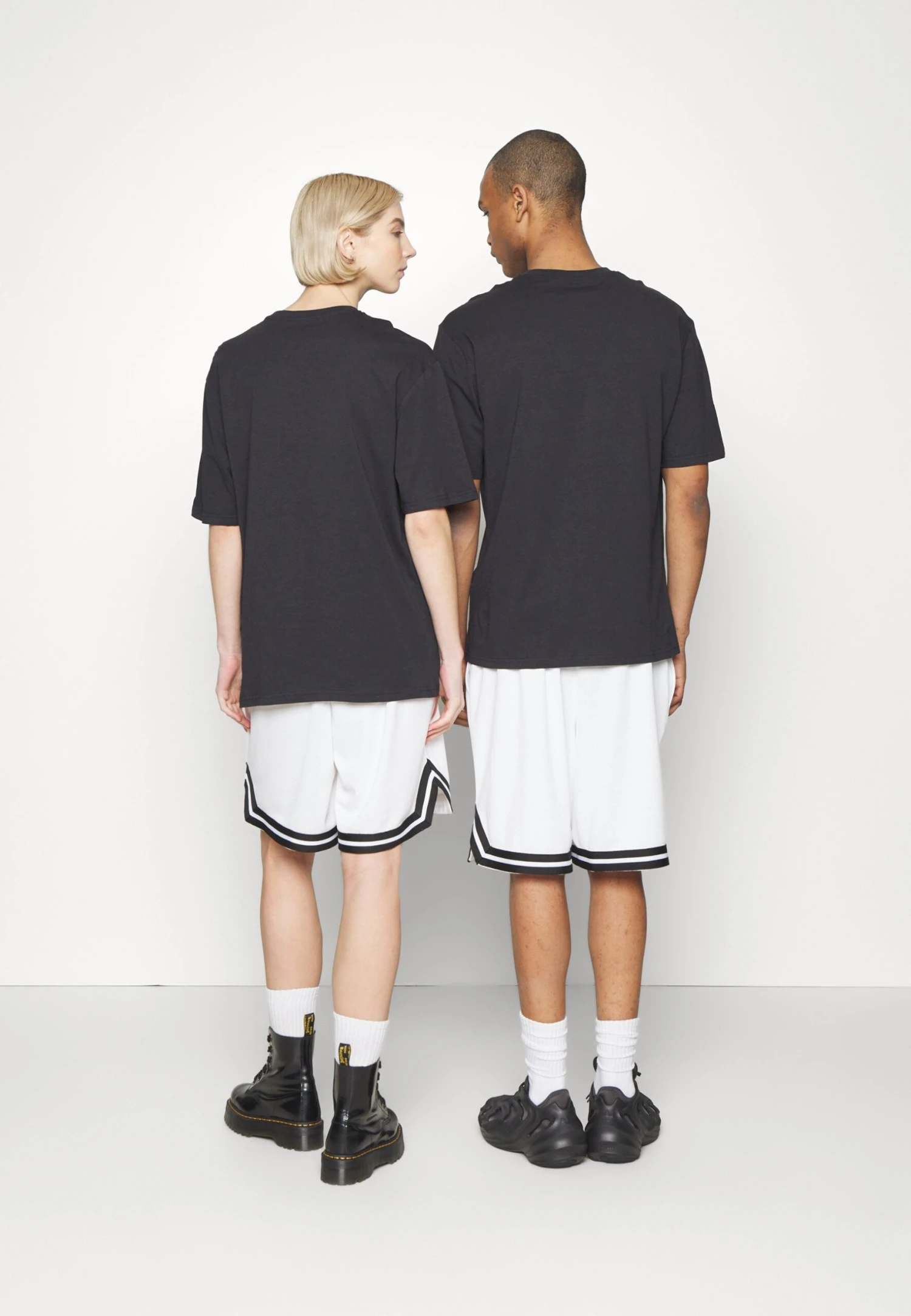 YOURTURN 3Pack Unisex - T-Shirt Basic - White/Mint/Black 7 YOURTURN 3Pack Unisex - T-Shirt Basic - White/Mint/Black - Afbeelding 5