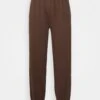 YOURTURN Oversized Unisex - Trainingsbroek - Dark Brown -Kleding Verkoop a30933aef5e0406eaf2678027481b034