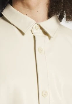 YOURTURN Unisex - Imitatieleren Jas - Beige 11 YOURTURN Unisex - Imitatieleren Jas - Beige -Kleding Verkoop a32ba3b97fb84e7fae95b9c061124838