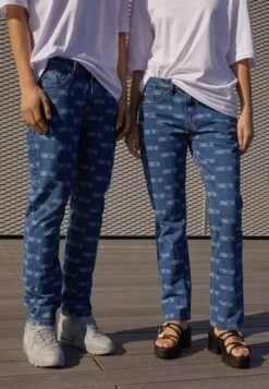 YOURTURN WincentWeiss Unisex - Straight Leg Jeans - Blue Denim -Kleding Verkoop a5ddceb9deca42e4a92affcc74036bd6