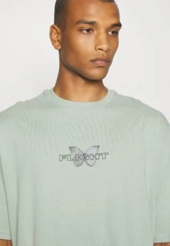 YOURTURN Unisex - T-Shirt Print - Green -Kleding Verkoop a6fca6baafe241f4b1fa8b1e824e12ff