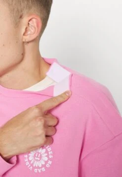 YOURTURN Unisex - Sweater - Pink -Kleding Verkoop a71d2cfc30a64eba96033b922ca800cd