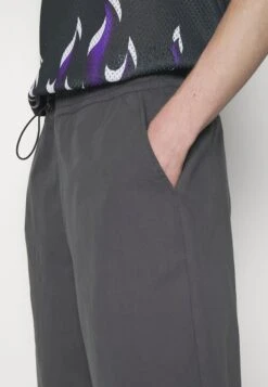 YOURTURN Genderless Parachute - Shorts - Dark Grey -Kleding Verkoop ab229e6e99c74a9d898bb39c8fce313e