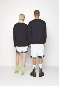 YOURTURN Care Bears Unisex - Sweater - Black -Kleding Verkoop ad1423c1c9224e00a9e3a94492a41f76