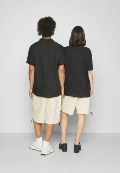 YOURTURN Genderless Parachute - Shorts - White -Kleding Verkoop ad64c955882844c7b90940b0d39e59fc