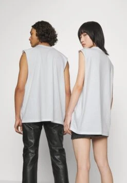 YOURTURN Unisex 2 Pack - Top - White, Black -Kleding Verkoop adf66e2d7d094e35b79b1f4f472e6fee