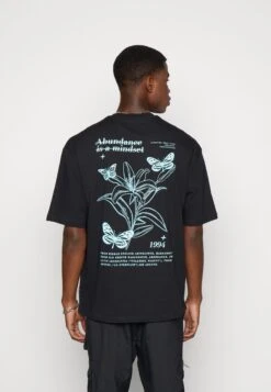 YOURTURN Chest Tee Unisex - T-Shirt Print - 802 - Black -Kleding Verkoop b2af27d4ebd04411a960eb8d69437ecf