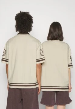 YOURTURN Unisex - Poloshirt - Off-White -Kleding Verkoop b655314a0de44ac7819292d4eb2f4c5b