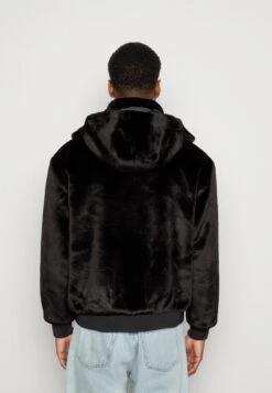 YOURTURN Winterjas - Black -Kleding Verkoop b69717c3558e48f98329c556f739bf64