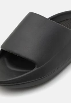 YOURTURN Badslippers - Black -Kleding Verkoop c5f53602b0f94c0e9e5d364964367df6