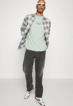 YOURTURN Unisex - T-Shirt Print - Green -Kleding Verkoop cc13ef0d0e5b46b79b7e32b0cd7d484f