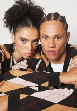 YOURTURN Trui - Multi Coloured 11 YOURTURN Trui - Multi Coloured -Kleding Verkoop d2abc46aa57744ca87aa436f84c47306