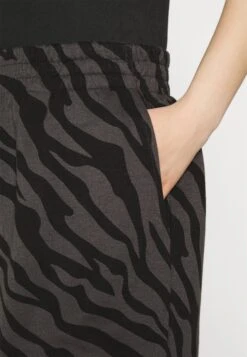 YOURTURN Unisex - Shorts - Dark Grey 13 YOURTURN Unisex - Shorts - Dark Grey -Kleding Verkoop d72555a0c93f498496bcfb8210079d9c