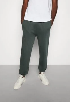 YOURTURN Oversized Unisex - Trainingsbroek -Dark Green -Kleding Verkoop e034143c08c84d0d8184e89ab87f6ca8