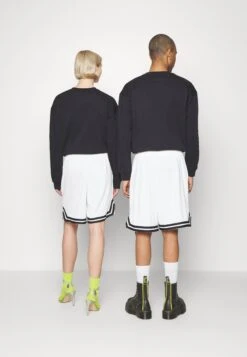 YOURTURN Unisex - Shorts - White 10 YOURTURN Unisex - Shorts - White -Kleding Verkoop e54f457ef8e24e7c9a840a567120bedd