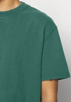 YOURTURN Unisex - T-Shirt Basic - Dark Green -Kleding Verkoop eab23c23622e4a4a91b7a080d29e9423