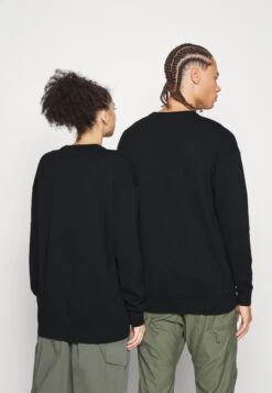 YOURTURN Crewneck With A Flower - Trui - Black -Kleding Verkoop ec1468a3d6e24b2fb00c7214c47d1a3b