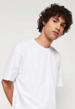 YOURTURN Unisex - T-Shirt Print - White -Kleding Verkoop f3c3f530561f4669925ebb27d6e3d361