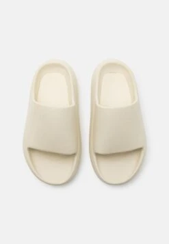 YOURTURN Badslippers - Off-White -Kleding Verkoop f5203b1e78cc48089f75e891089d055f